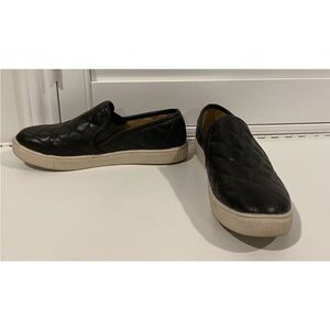 Super Trendy Pillow
Top Look Black Slip On Shoes